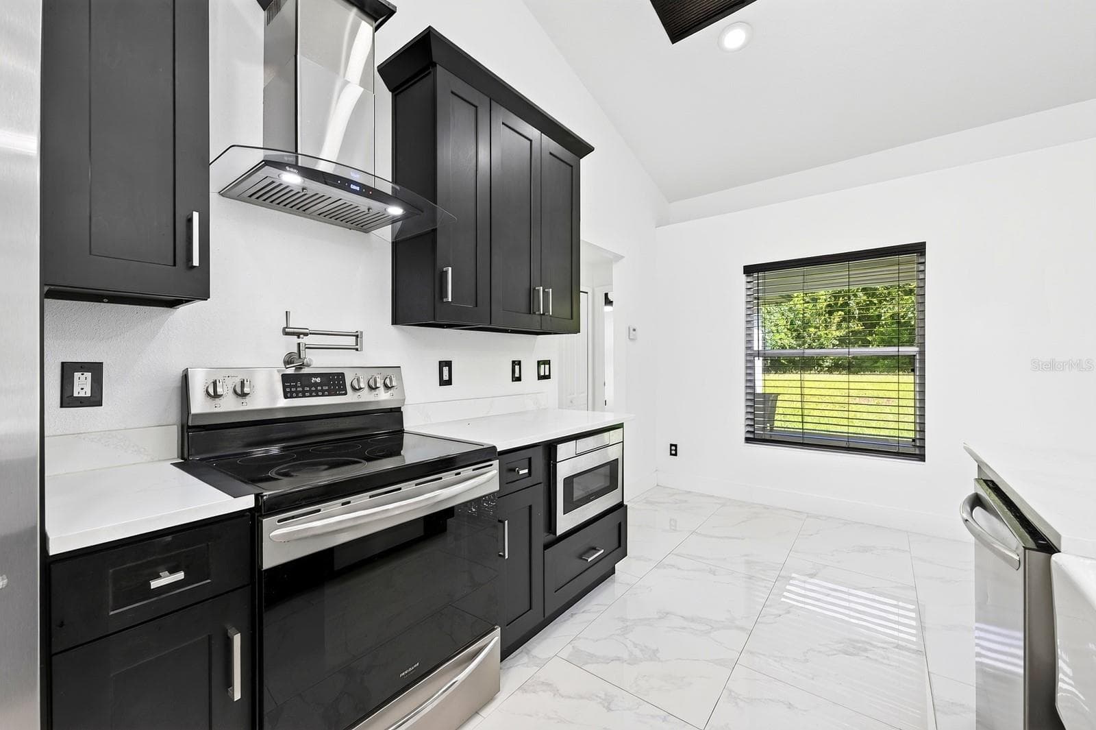 Single Family Residence at 1448 HOLLYHOCK ST, DELTONA, photo 16 of 41