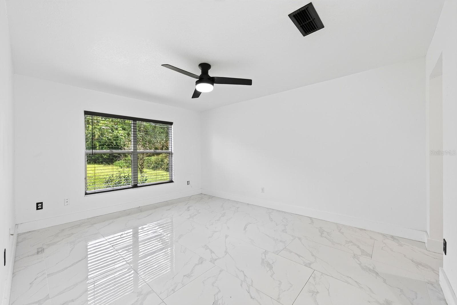 Single Family Residence at 1448 HOLLYHOCK ST, DELTONA, photo 26 of 41