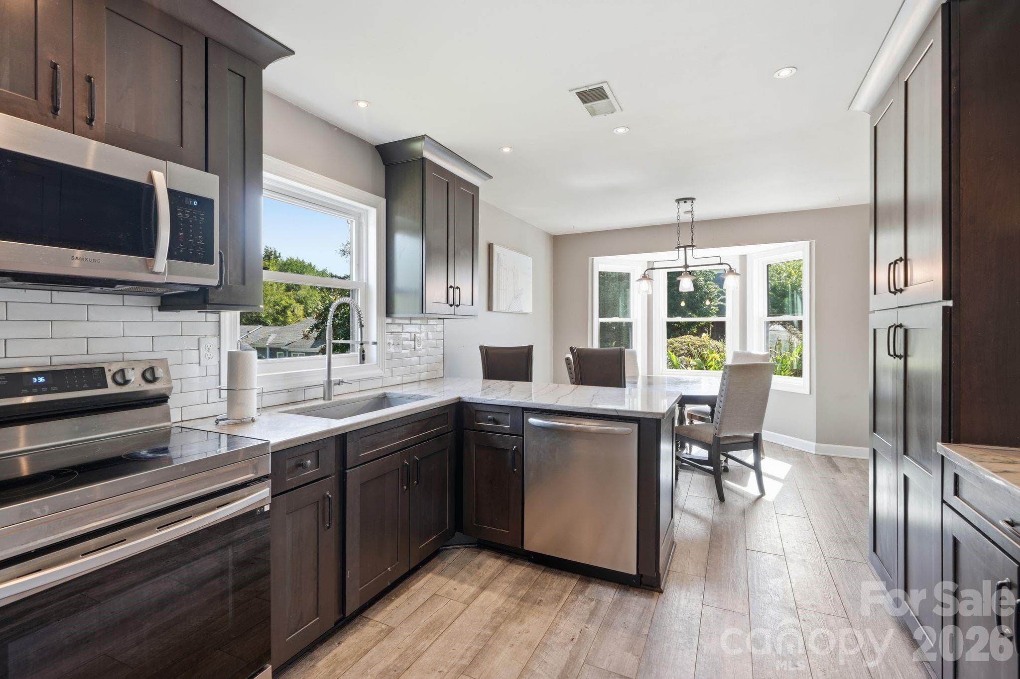 Single Family Residence at 12632 Sulgrave Drive, Huntersville, photo 12 of 43