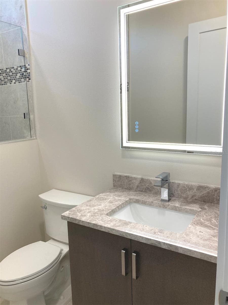 Bath for main floor office or bedroom - 2110 MICHELE DR, SARASOTA