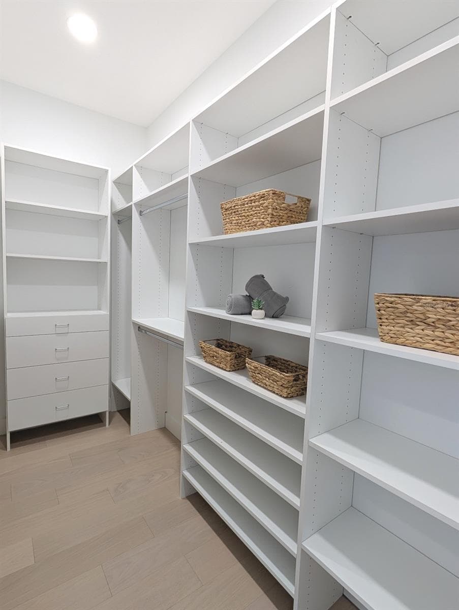 Two custom walk in closets - 2110 MICHELE DR, SARASOTA