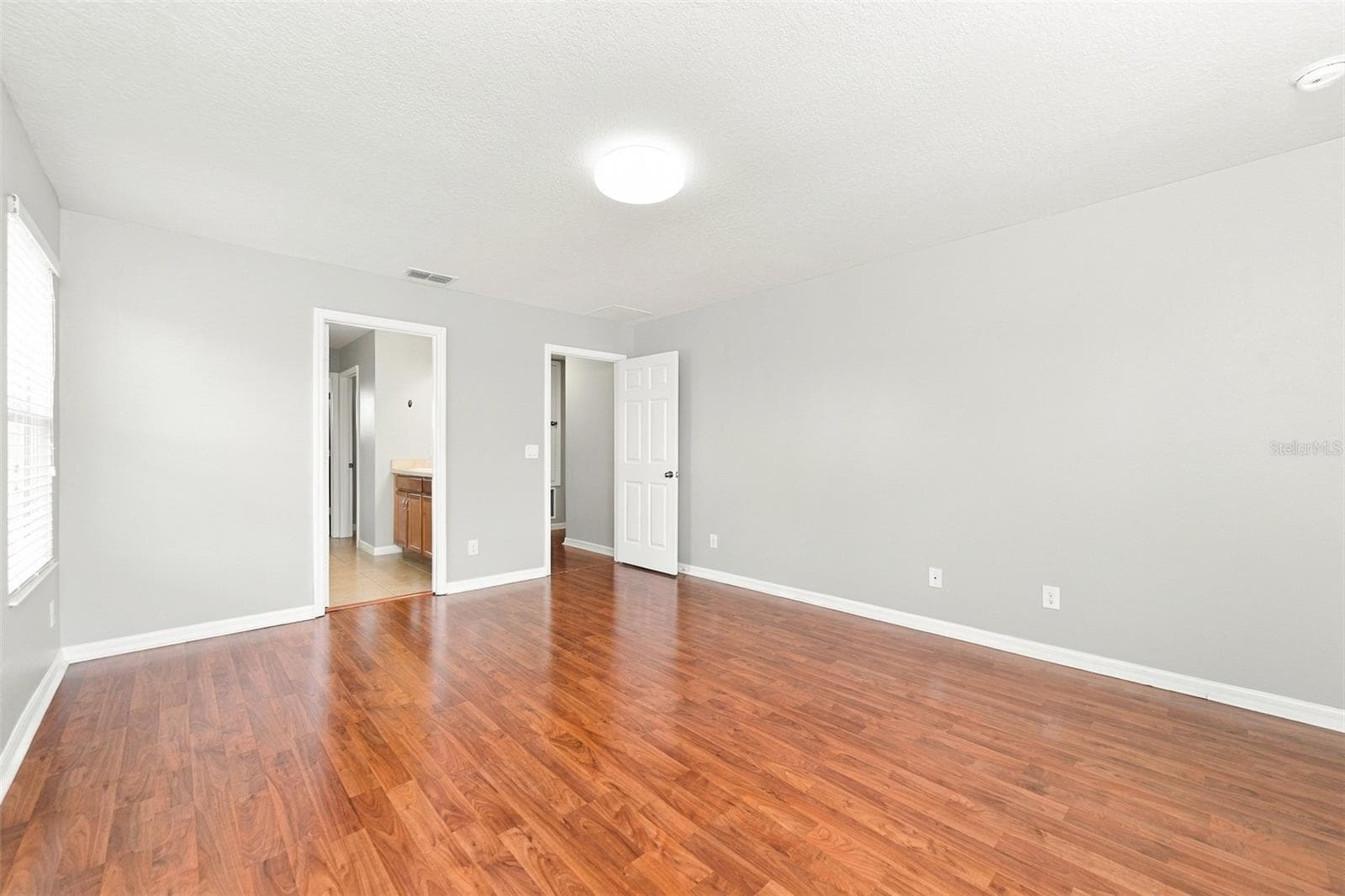 Single Family Residence at 642 BLACK EAGLE DR, GROVELAND, photo 26 of 42