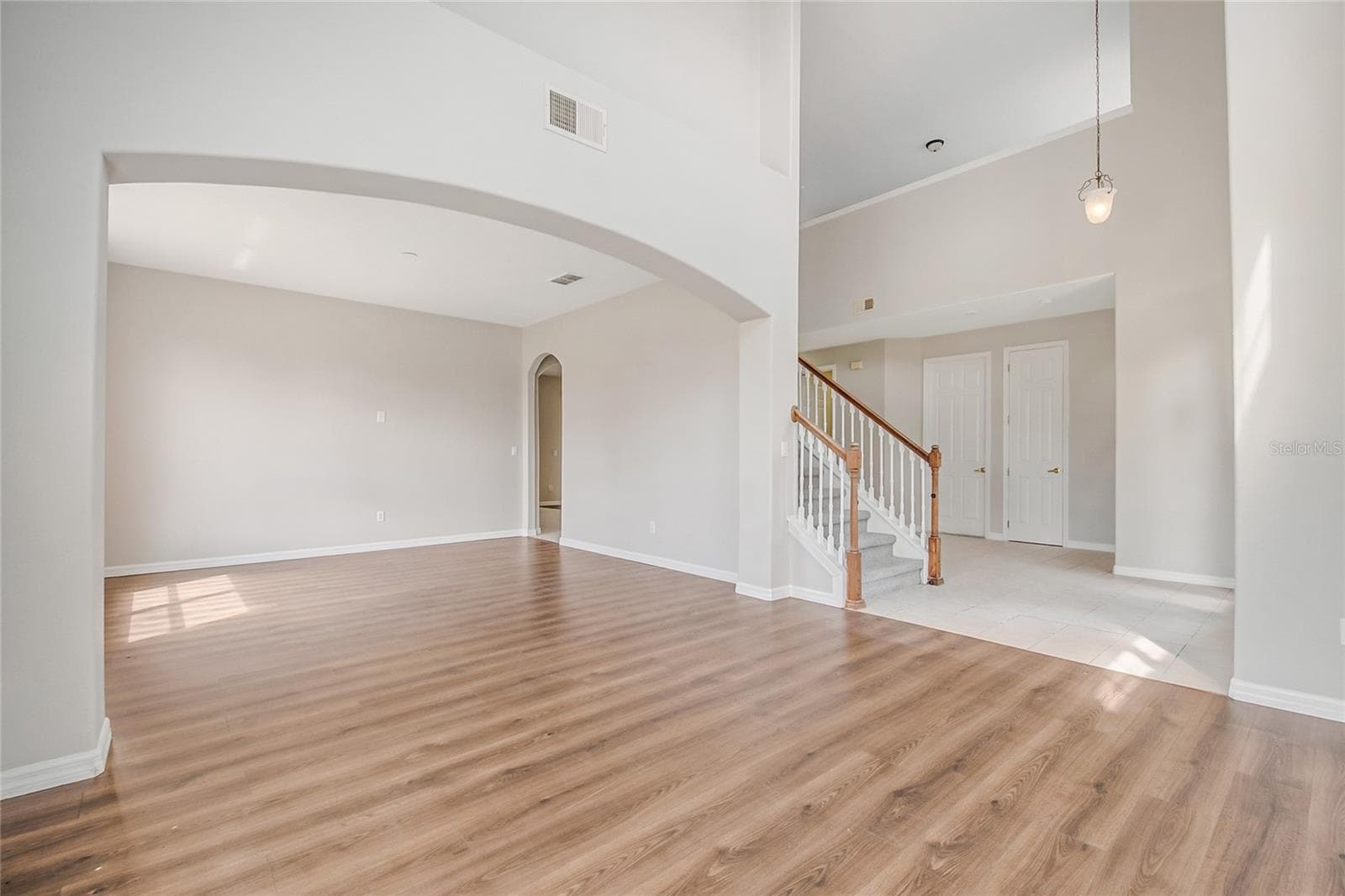 Single Family Residence at 2887 SWEETSPIRE CIR, KISSIMMEE, photo 9 of 53