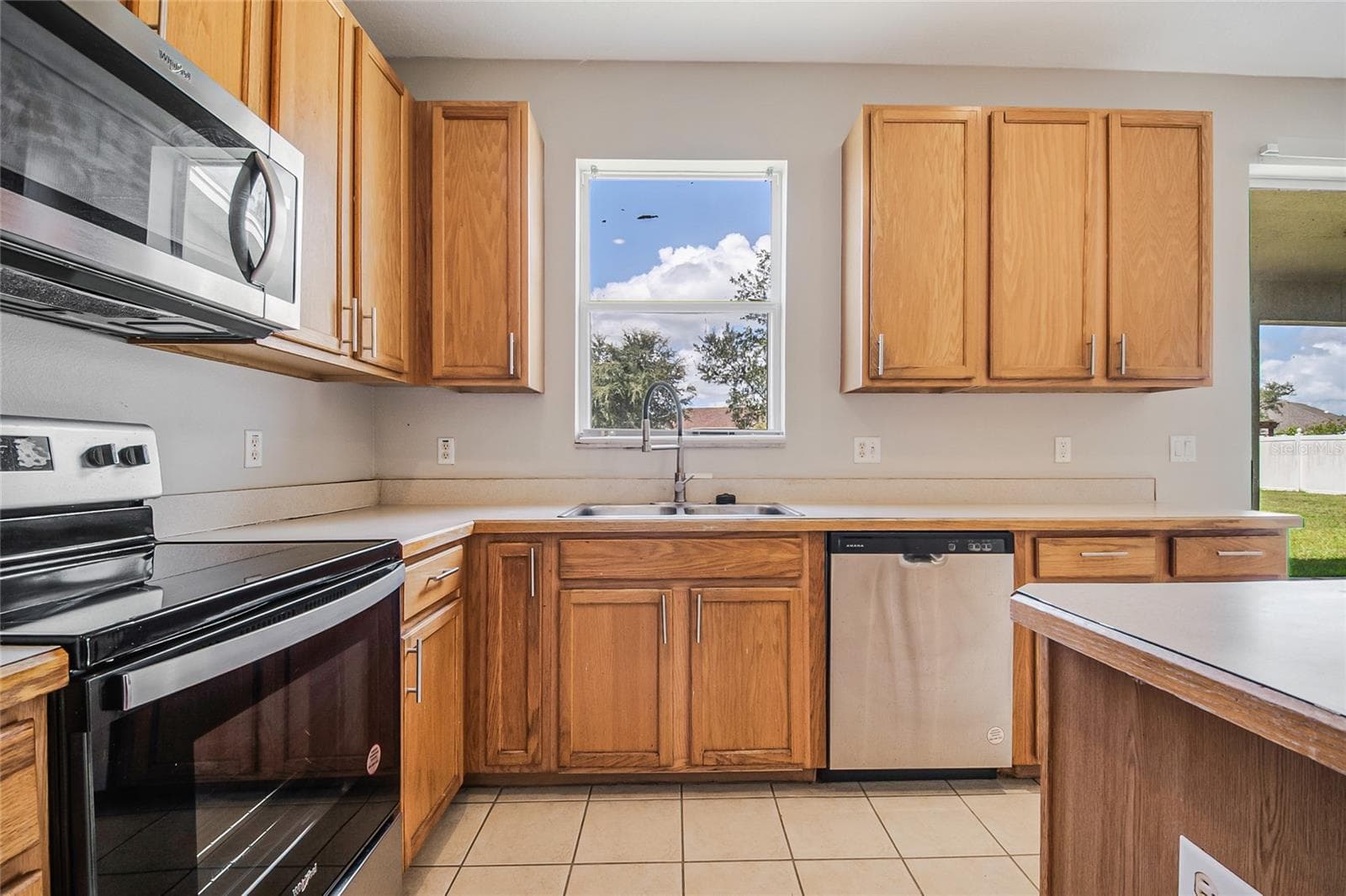 Single Family Residence at 2887 SWEETSPIRE CIR, KISSIMMEE, photo 28 of 53