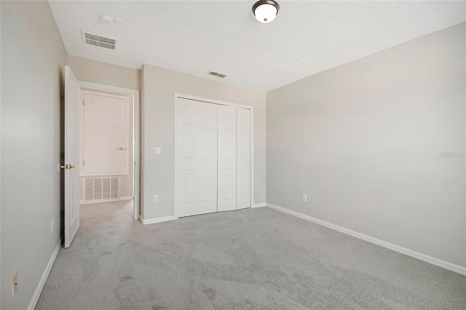 Single Family Residence at 2887 SWEETSPIRE CIR, KISSIMMEE, photo 37 of 53