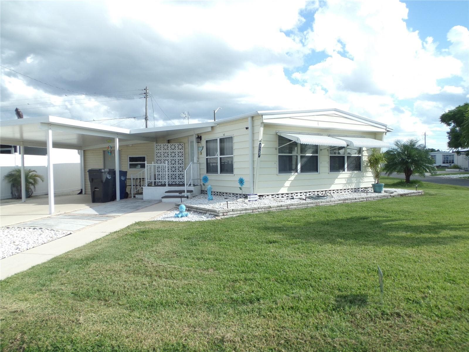 Mobile Home at 5127 8TH ST W, BRADENTON, photo 34 of 41