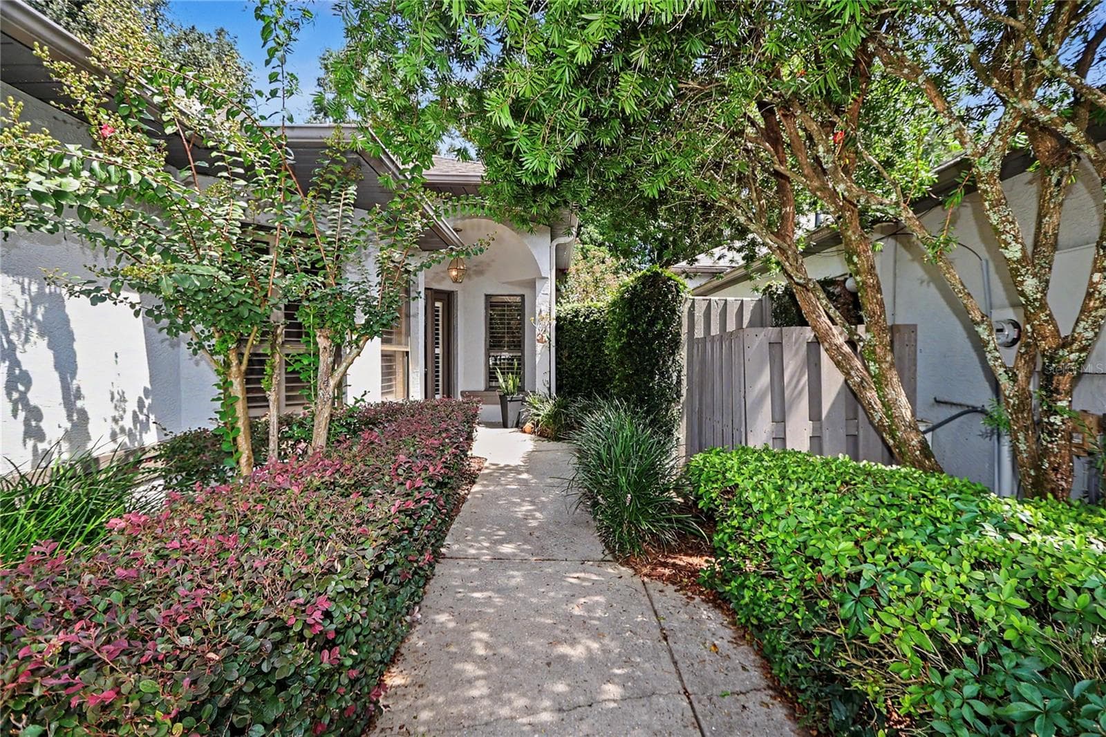 Villa at 1930 SE CLATTER BRIDGE RD, OCALA, photo 2 of 22