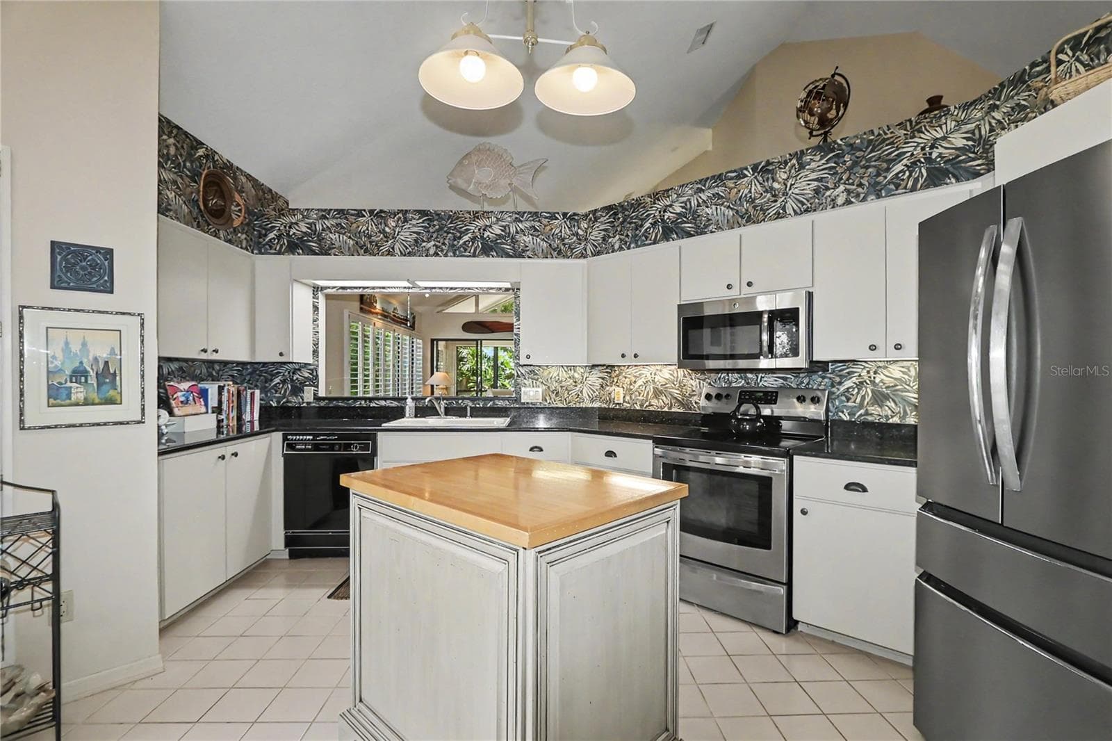 Villa at 1930 SE CLATTER BRIDGE RD, OCALA, photo 5 of 22