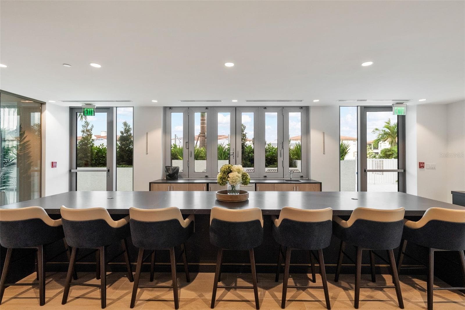 Condominium at 5713 BOWEN DANIEL DR #1504, TAMPA, photo 63 of 92