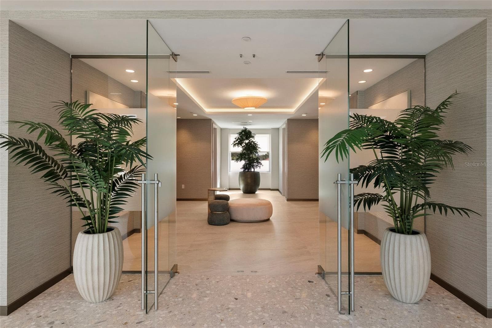 Spa Entry - 5713 BOWEN DANIEL DR #1504, TAMPA