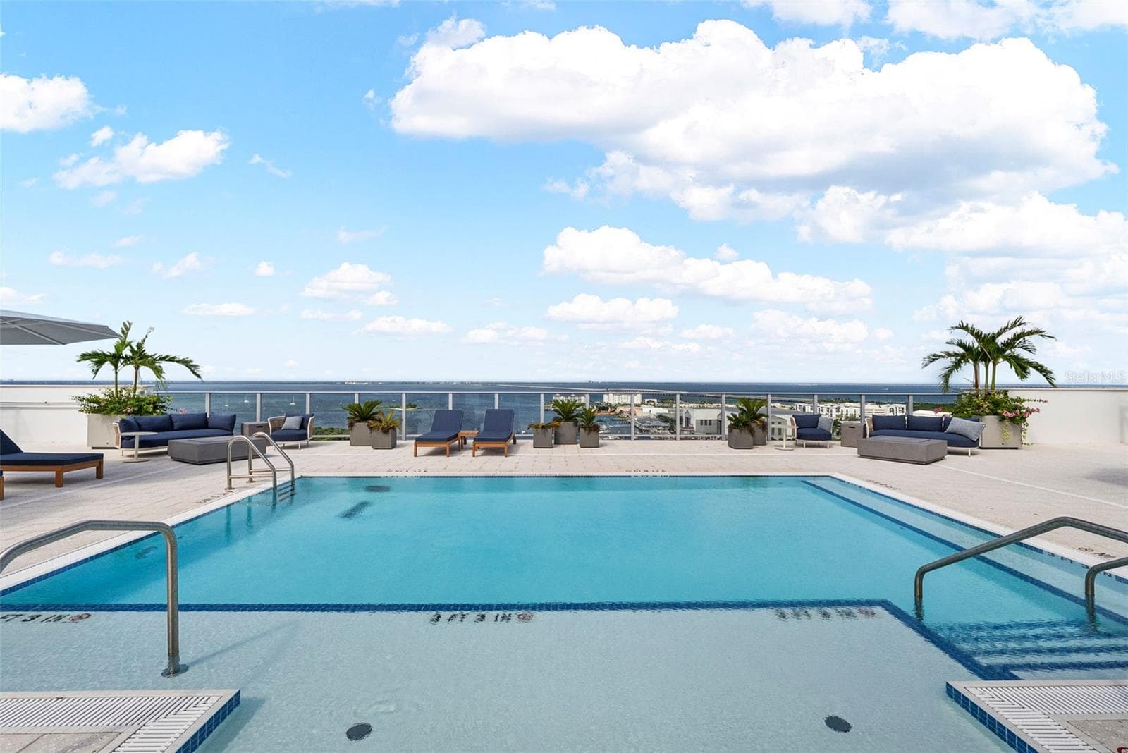 Condominium at 5713 BOWEN DANIEL DR #1504, TAMPA, photo 85 of 92