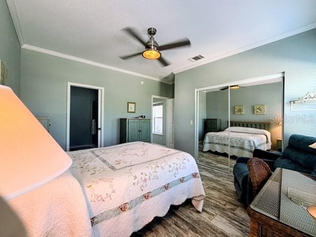 Manufactured Home at 822 S WATERWAY, VENICE, photo 13 of 31