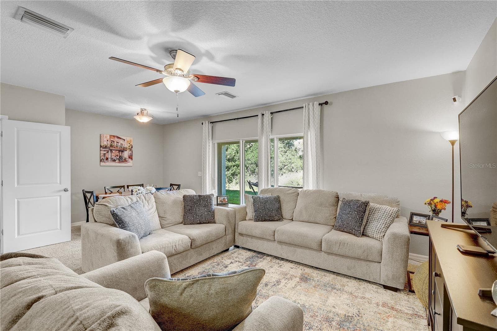 Townhouse at 9904 HOUND CHASE DR, GIBSONTON, photo 7 of 40