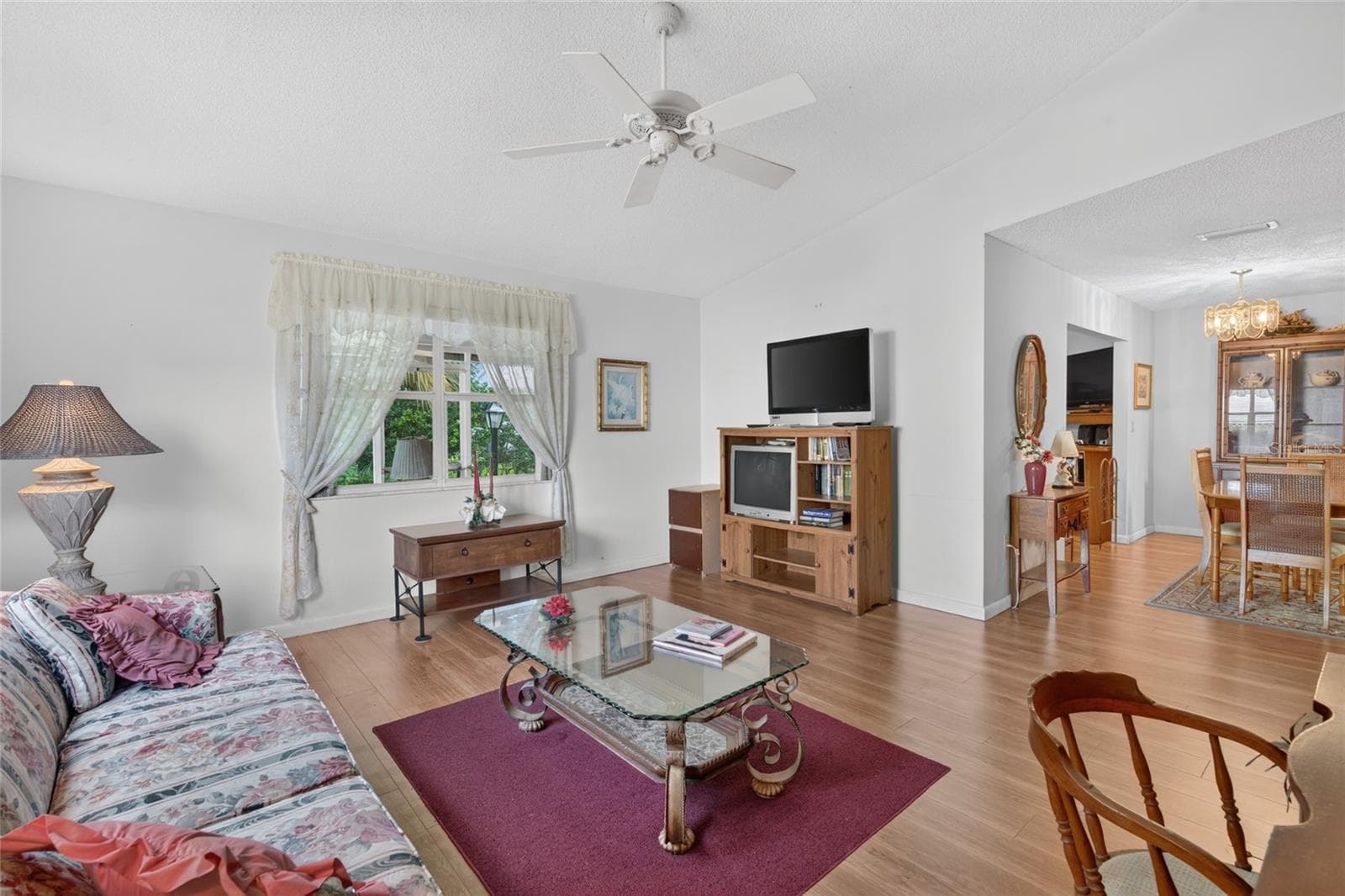Single Family Residence at 1113 BEN HOPE DR, LEESBURG, photo 14 of 42