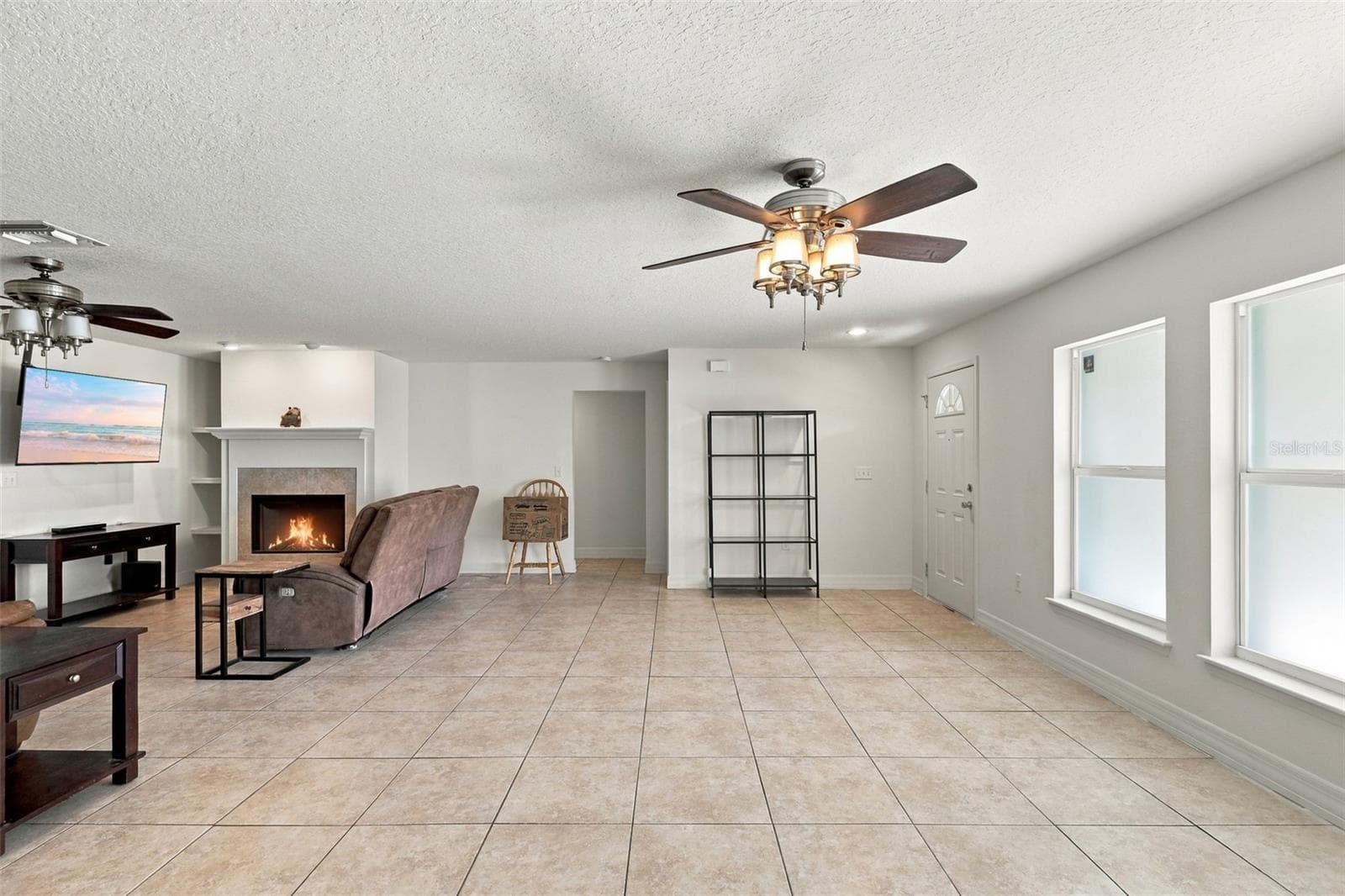 Single Family Residence at 1250 PALOS VERDE DR, ORLANDO, photo 8 of 40