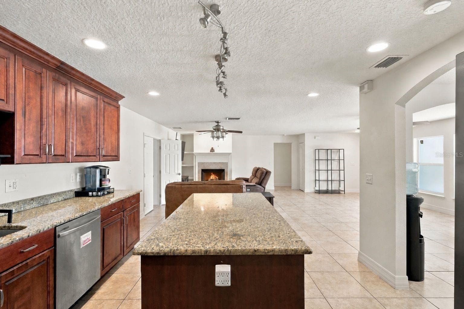 Single Family Residence at 1250 PALOS VERDE DR, ORLANDO, photo 14 of 40