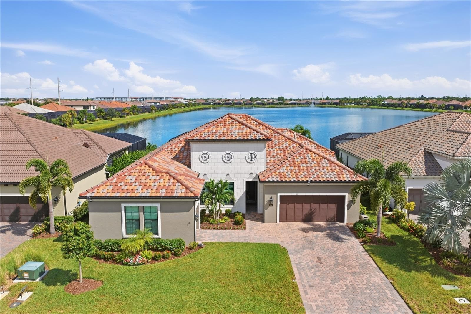 Single Family Residence at 309 BOCELLI DR, NOKOMIS