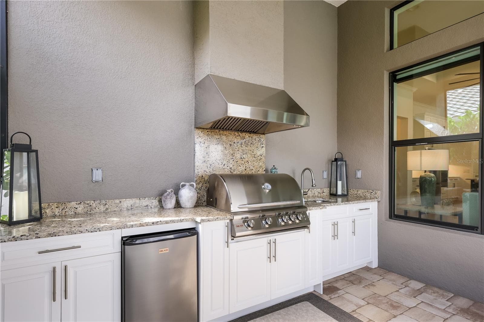 Single Family Residence at 309 BOCELLI DR, NOKOMIS, photo 39 of 82