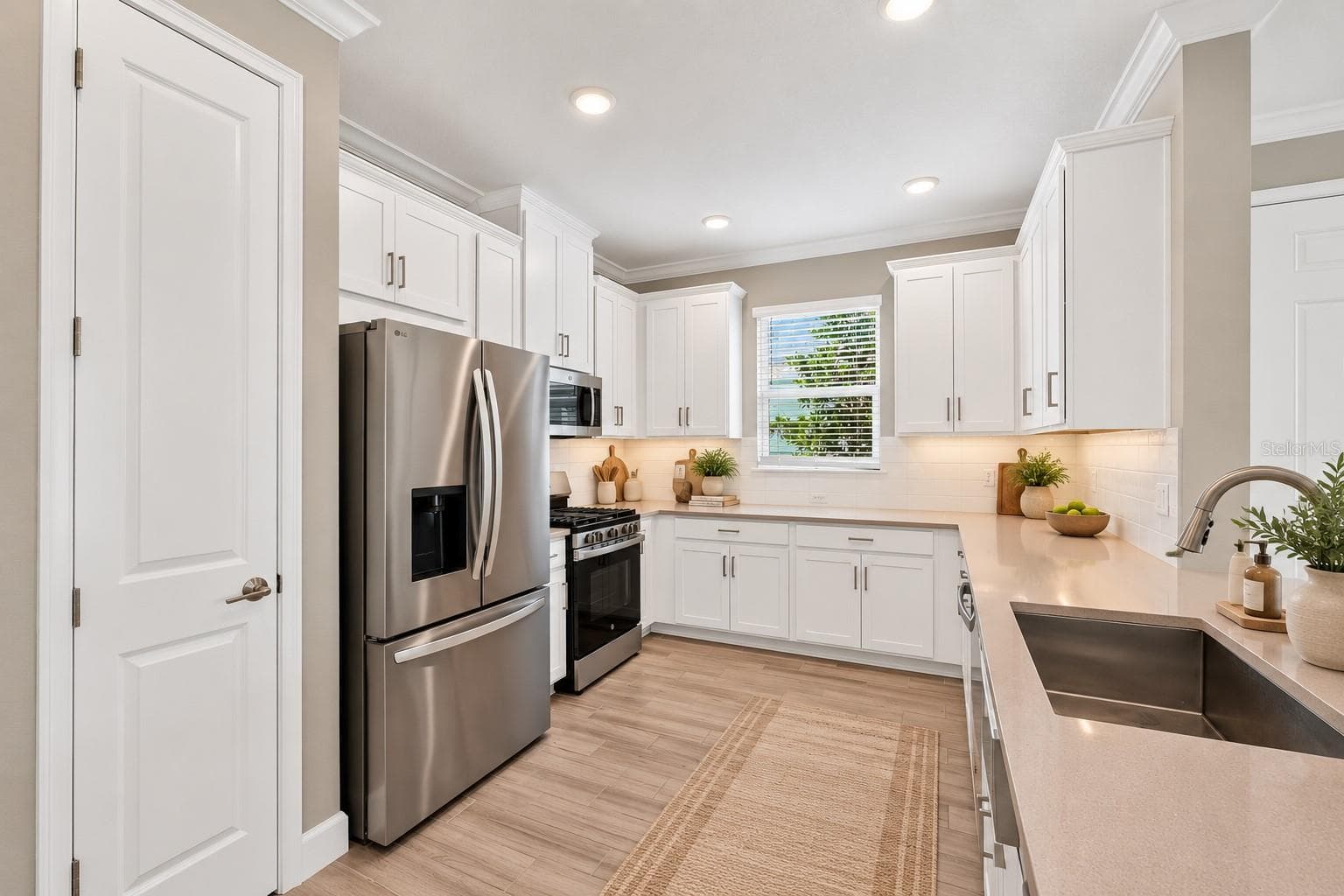 Villa at 16255 SAN DONATO PL, BRADENTON, photo 10 of 48