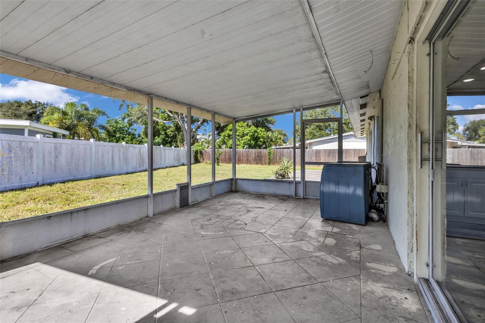 Single Family Residence at 246 MAGELLAN DR, SARASOTA, photo 10 of 32