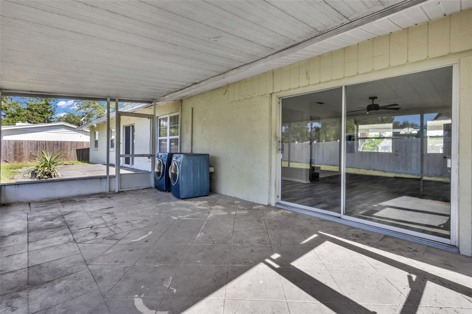 Single Family Residence at 246 MAGELLAN DR, SARASOTA, photo 12 of 32