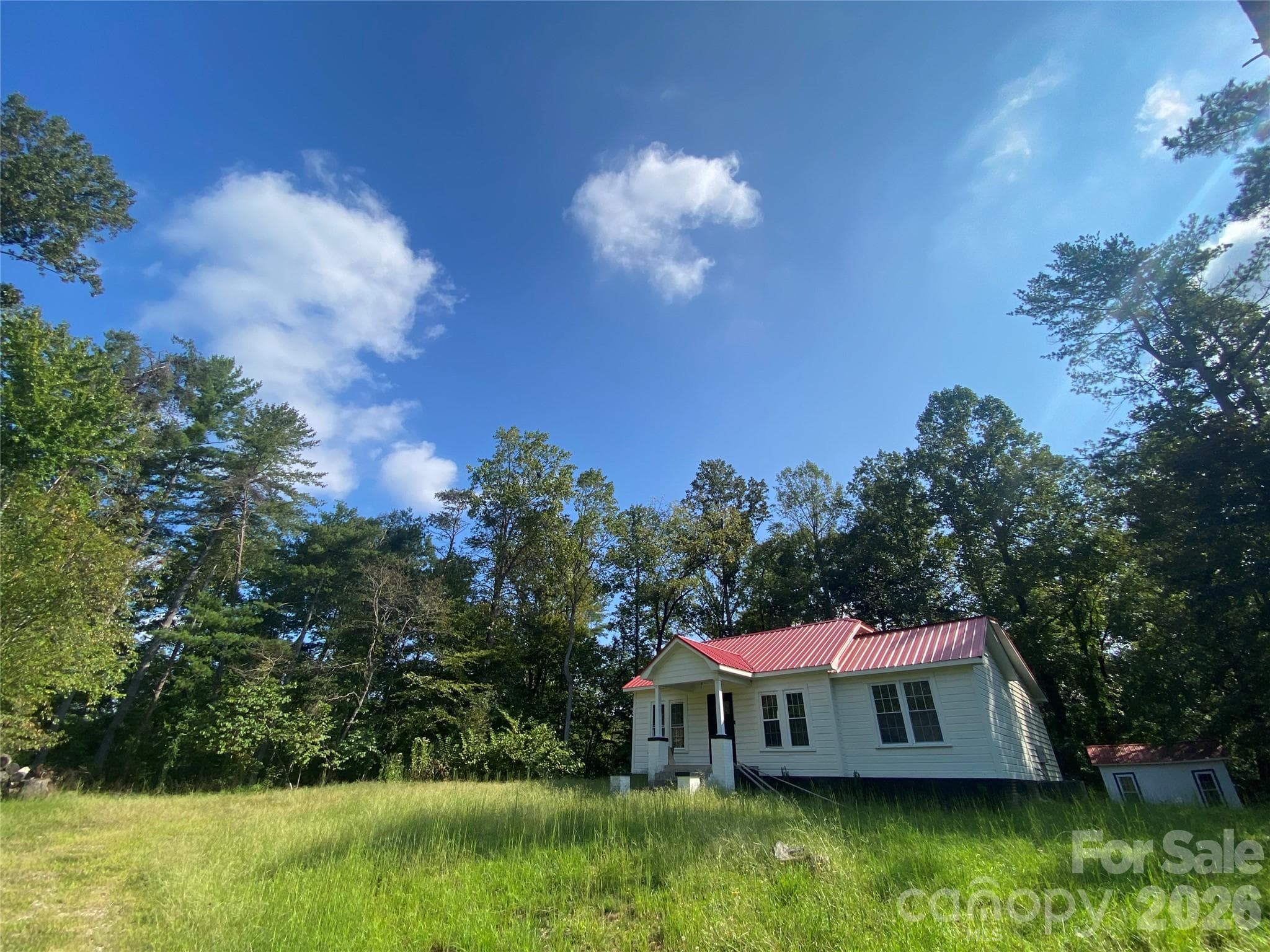 AKA The Deer House - 615 Vine Arden Road, Morganton