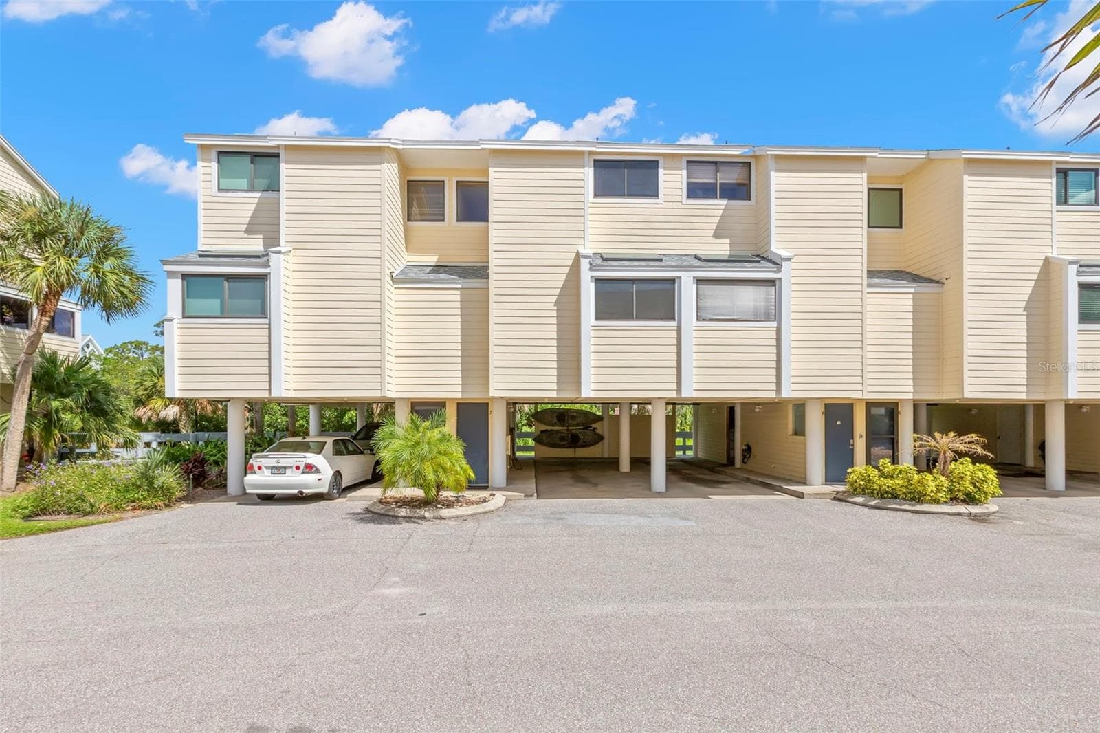 Townhouse at 1500 SUNSET RD #B7, TARPON SPRINGS, photo 2 of 44