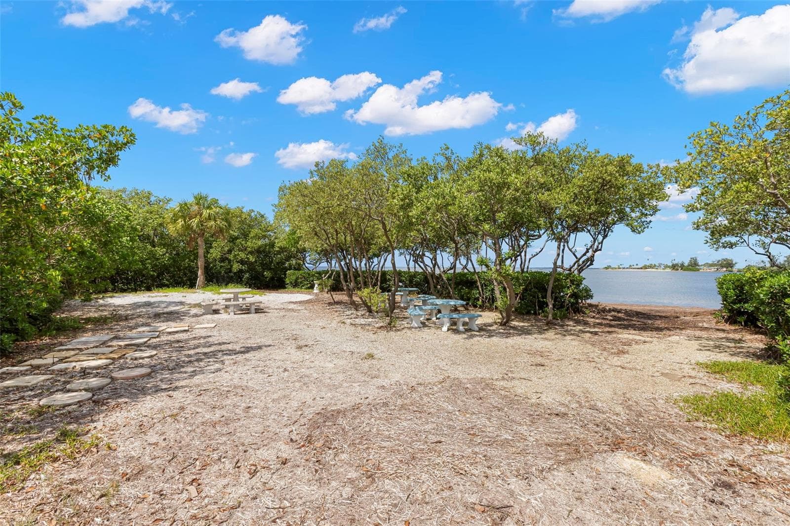 Townhouse at 1500 SUNSET RD #B7, TARPON SPRINGS, photo 8 of 44
