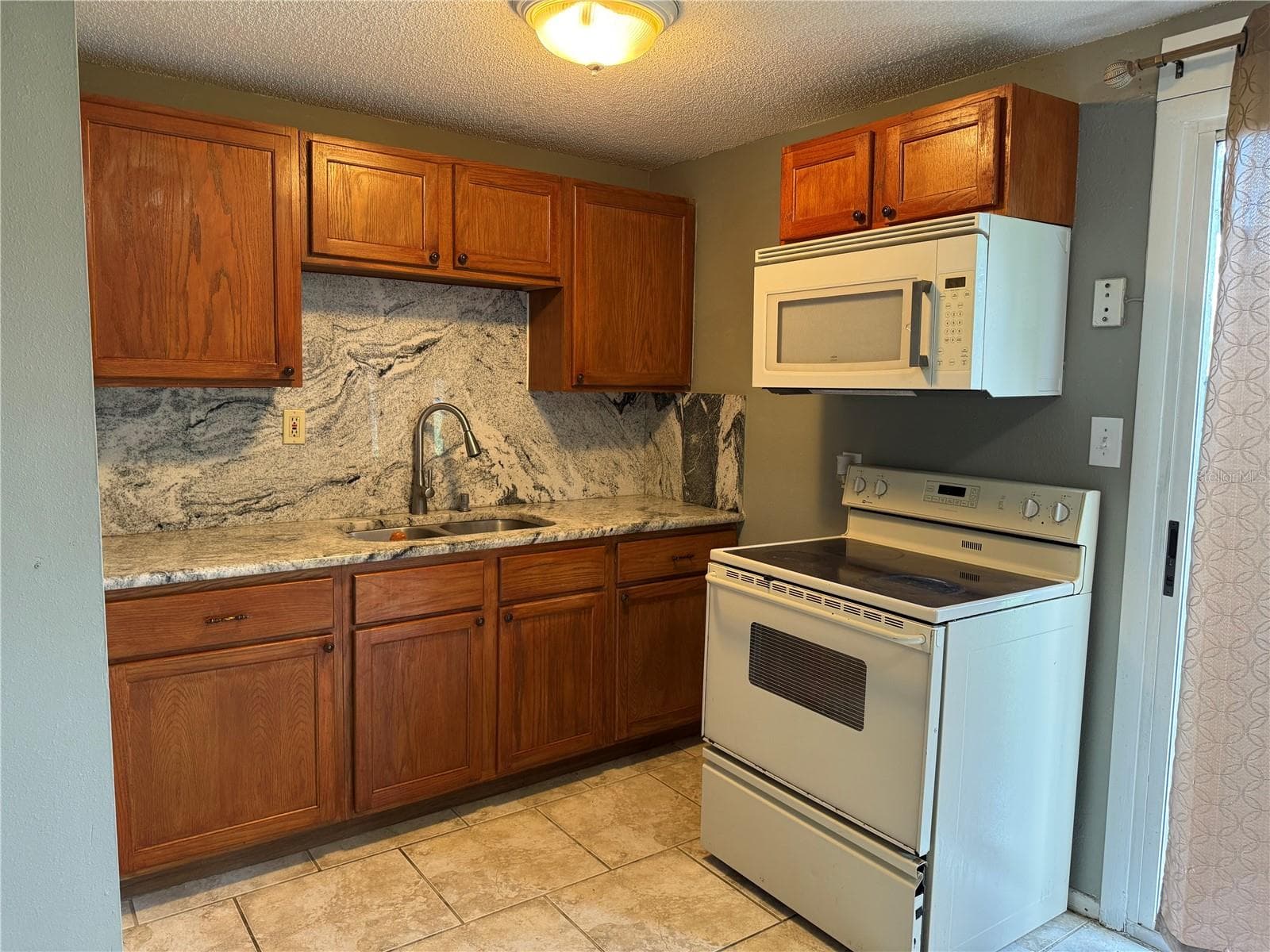 Single Family Residence at 3801 ARGON DR, TAMPA, photo 10 of 15