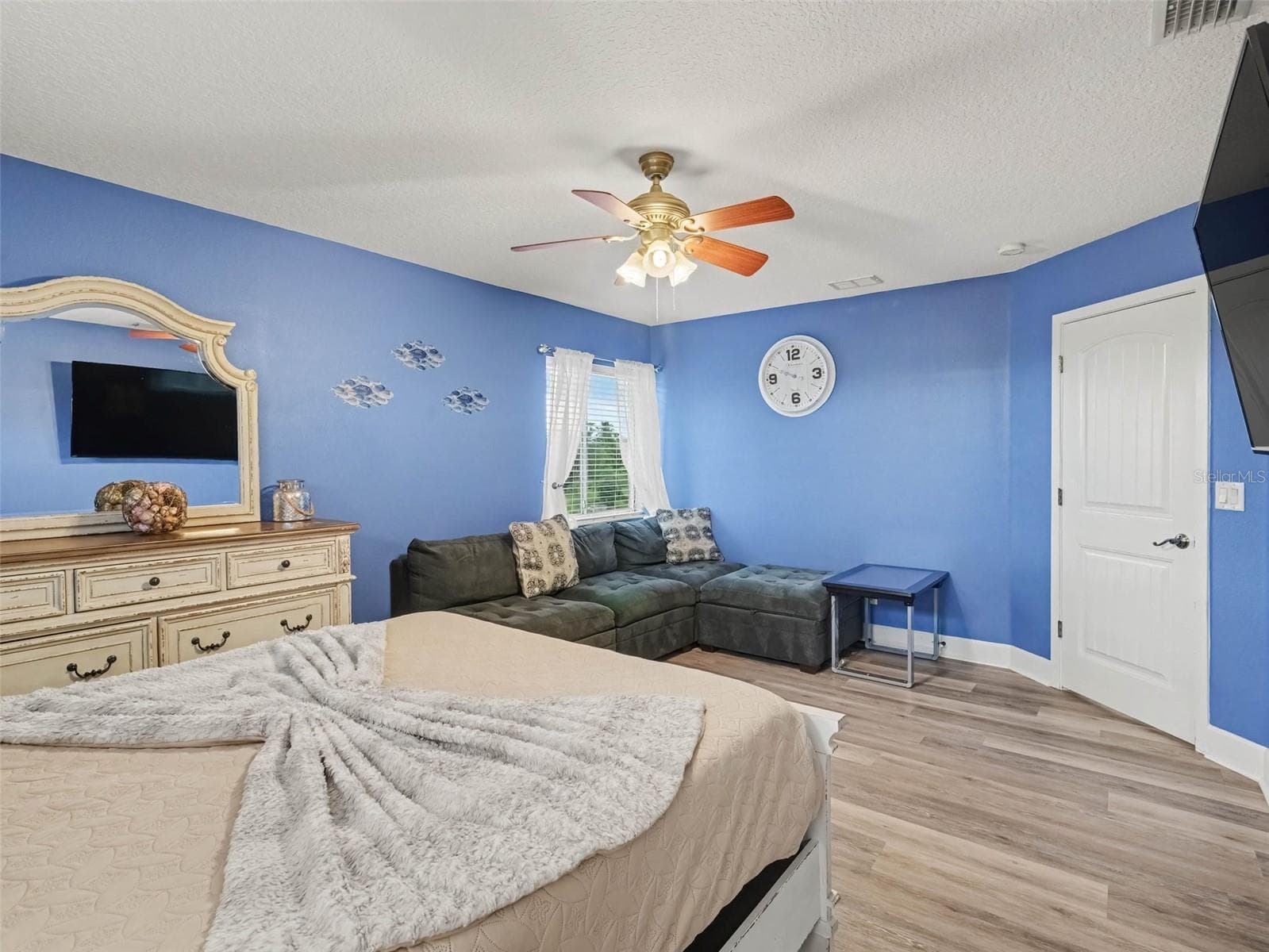 2nd Floor En-Suite Bedroom - 7124 34TH ST E, SARASOTA