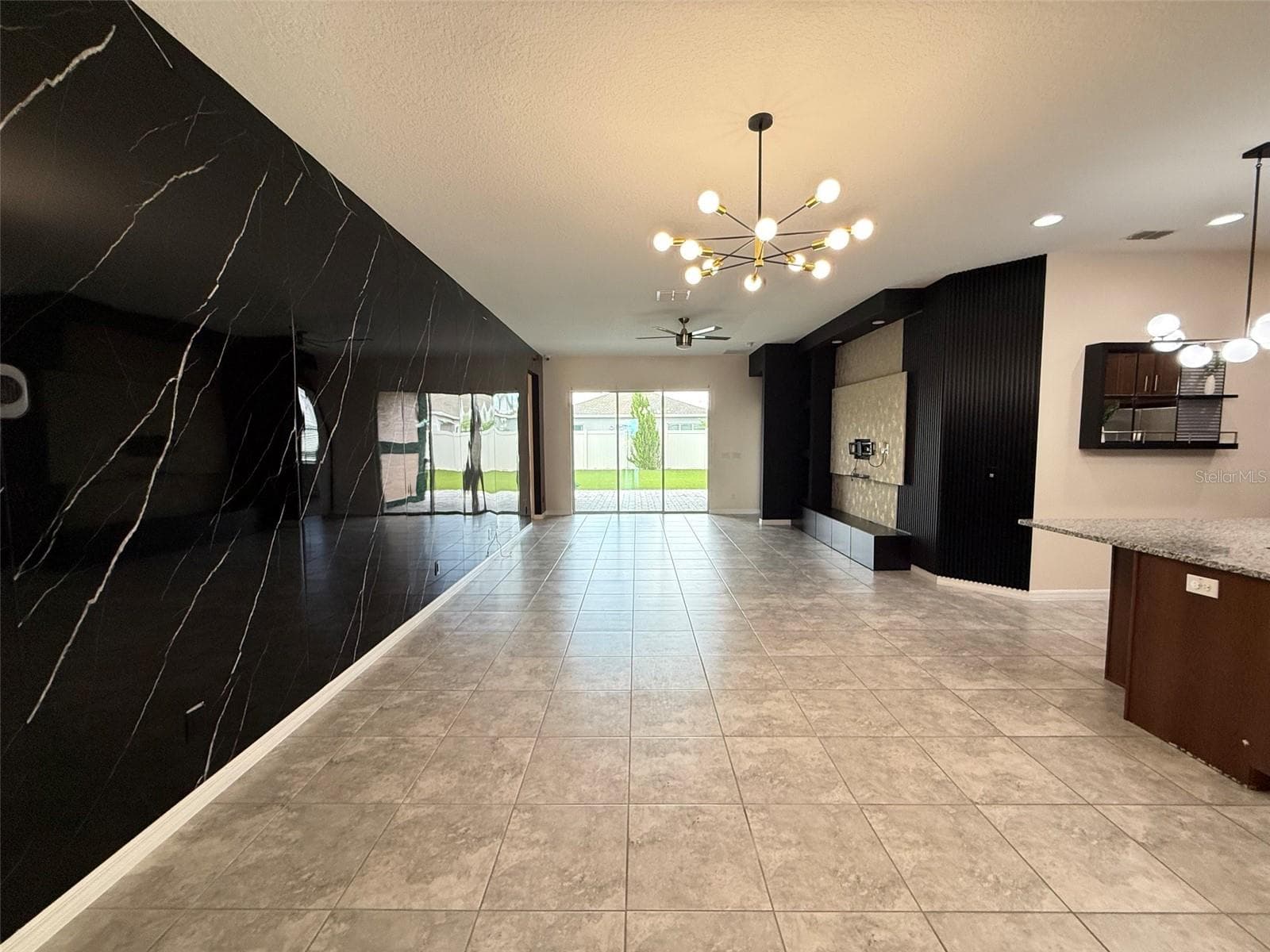 Single Family Residence at 2074 BRILLANTE DR, ST CLOUD, photo 6 of 33