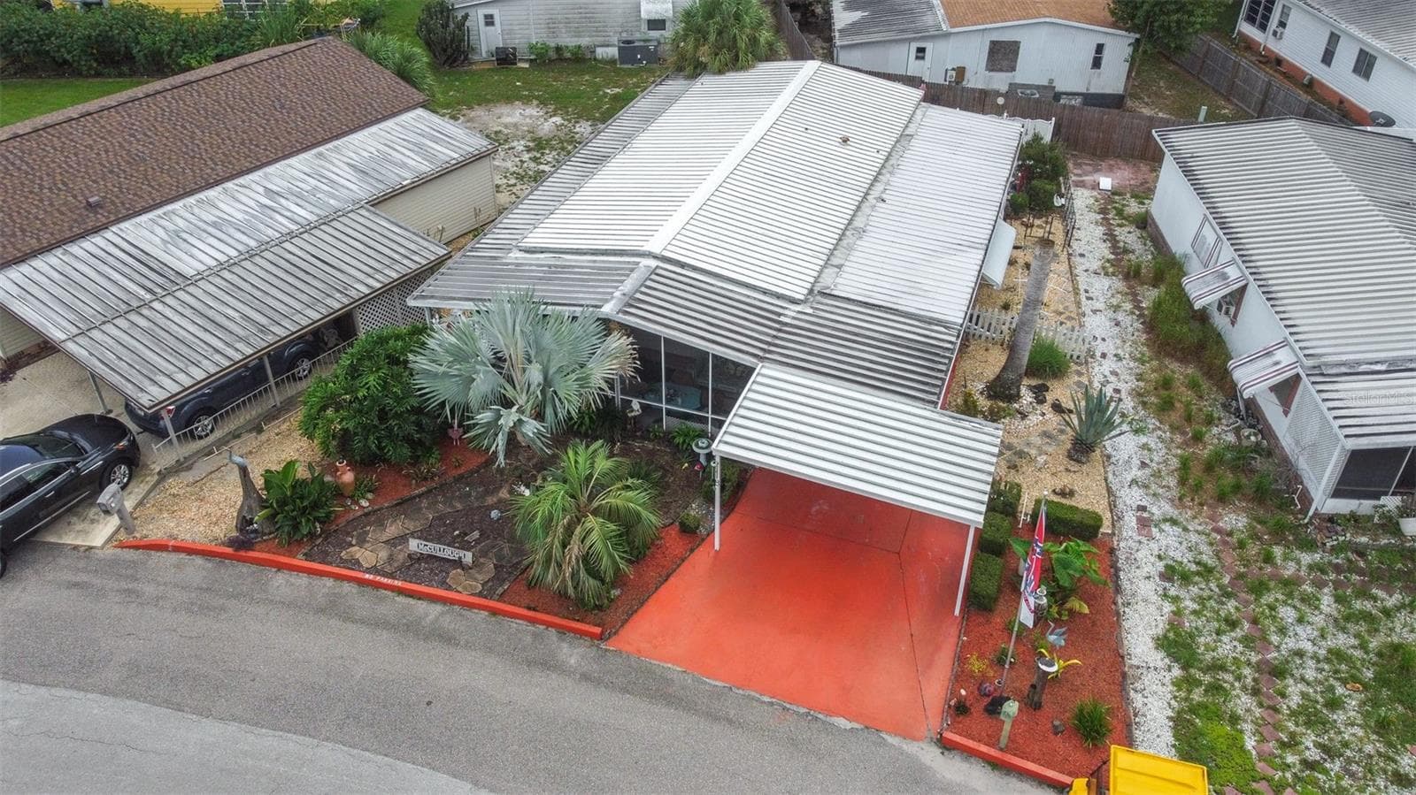 Manufactured Home at 8 WOODLAND CIR, HAINES CITY, photo 34 of 35