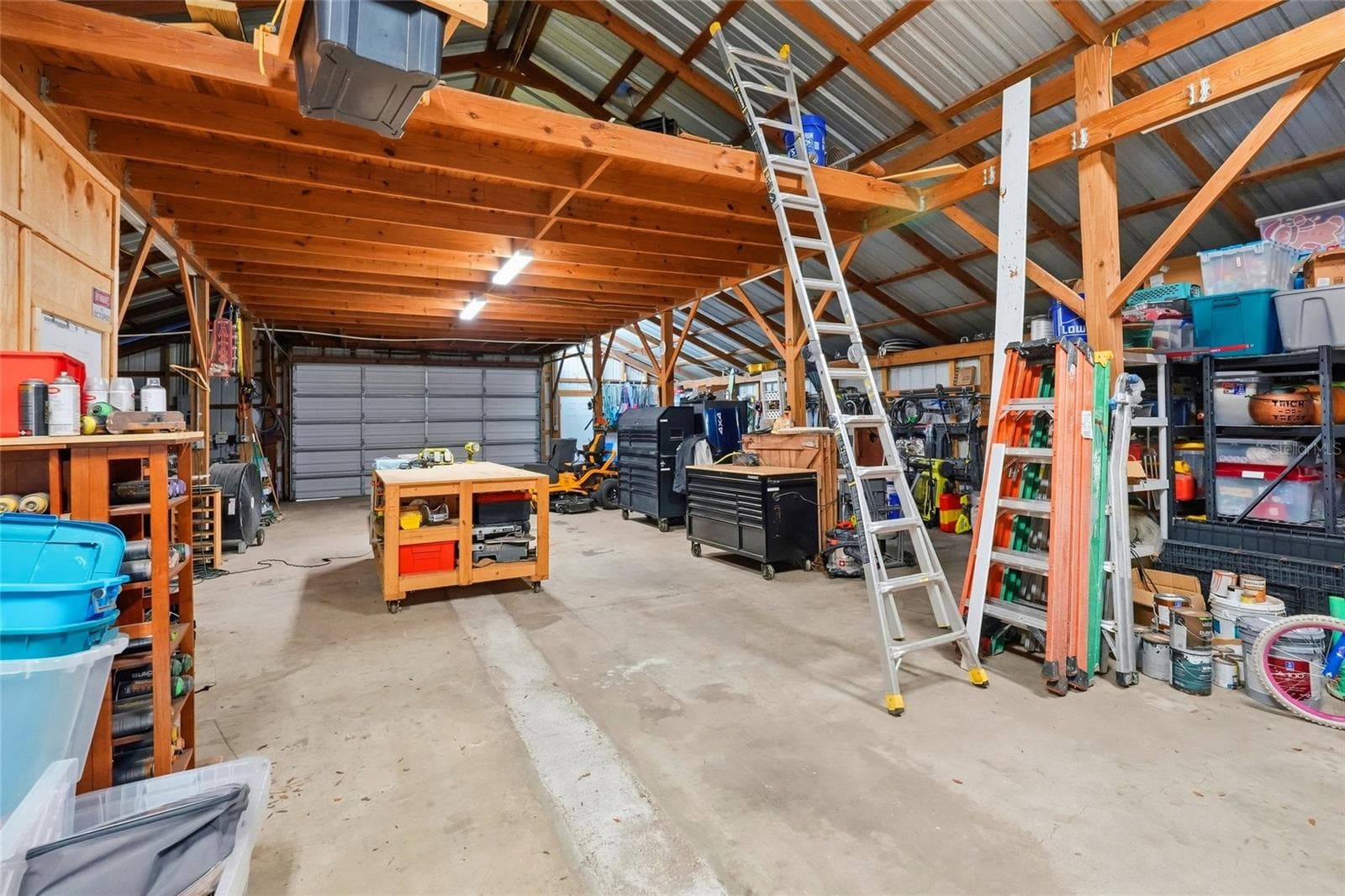 Workshop is approx. 2,400 sq. ft. - 1132 LENA LN, SARASOTA