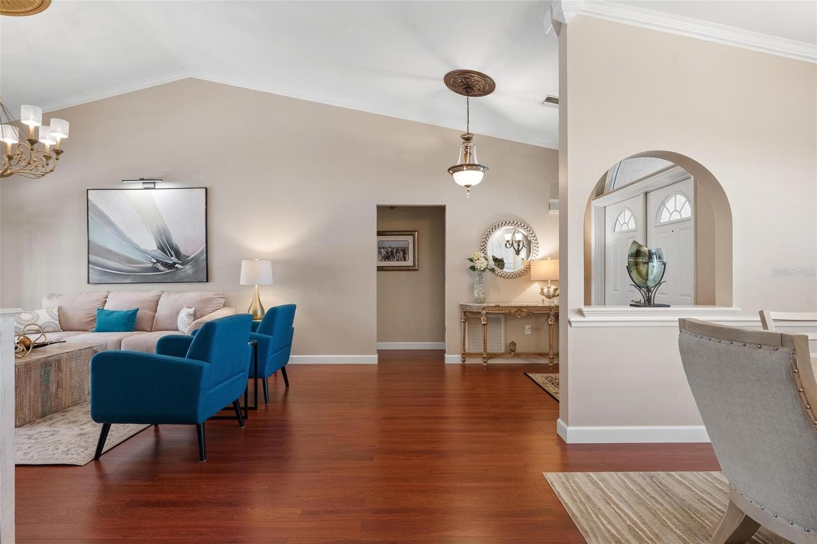 Living Room - 512 WARWICK DR, VENICE