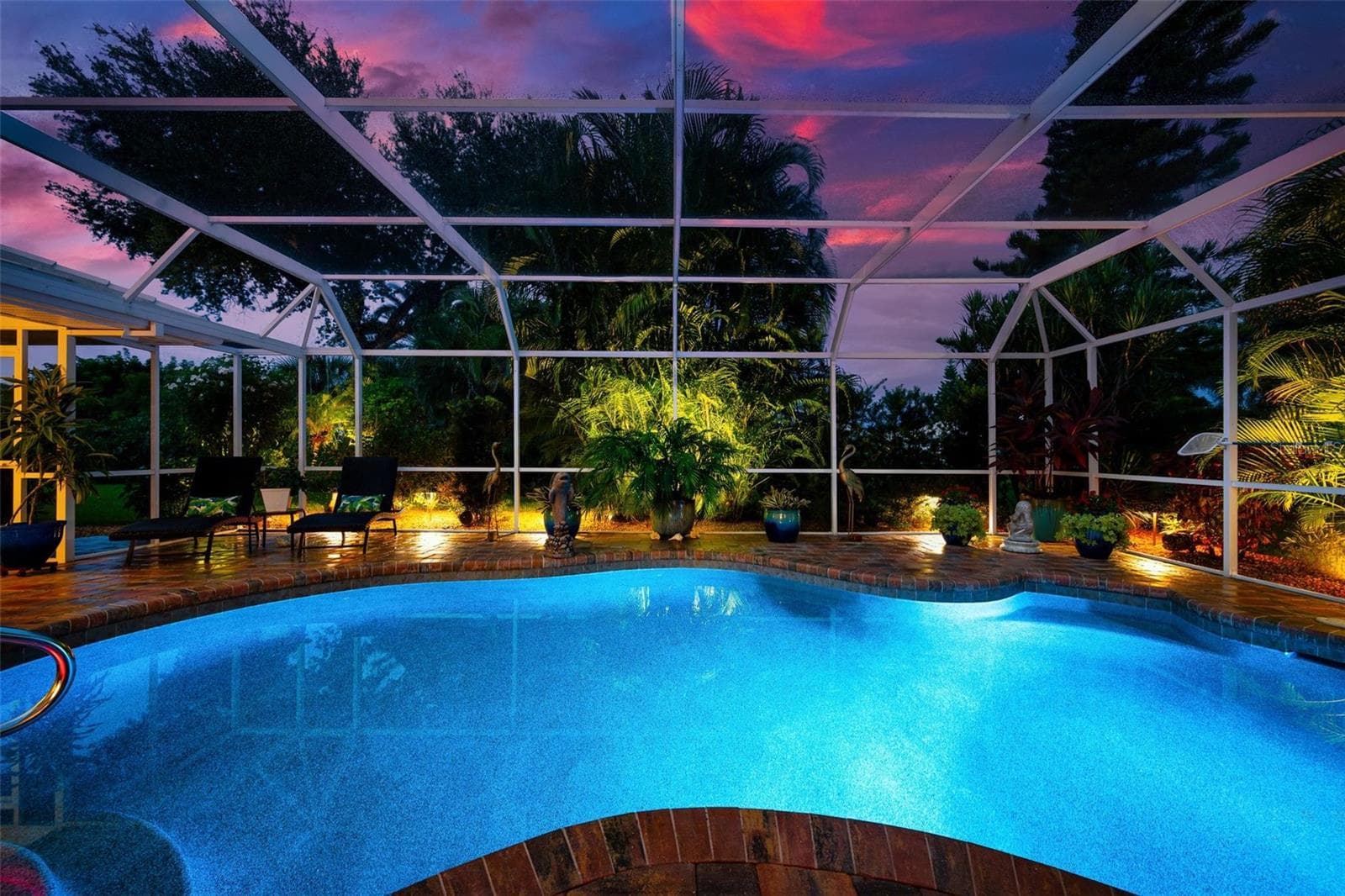 Pool - 512 WARWICK DR, VENICE