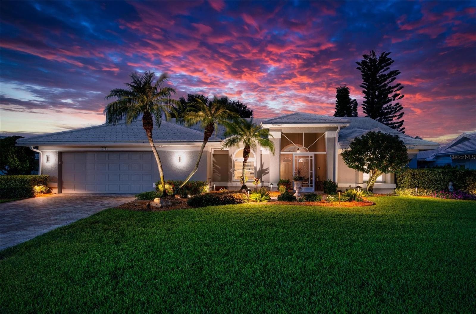 Front - 512 WARWICK DR, VENICE