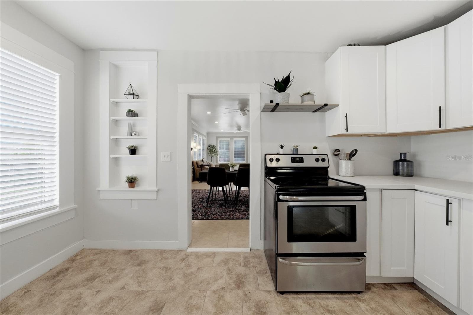 Single Family Residence at 4105 18TH AVE S, ST PETERSBURG, photo 13 of 52