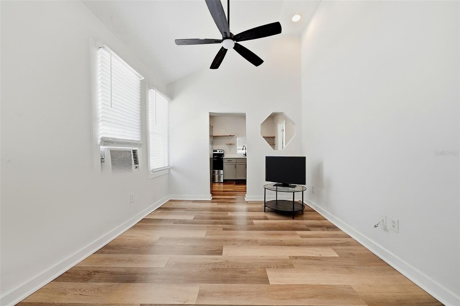 Single Family Residence at 4105 18TH AVE S, ST PETERSBURG, photo 35 of 52