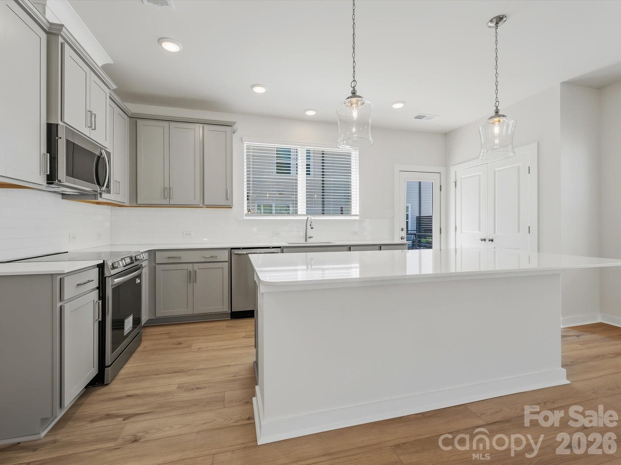 Townhouse at Charlotte, photo 8 of 36