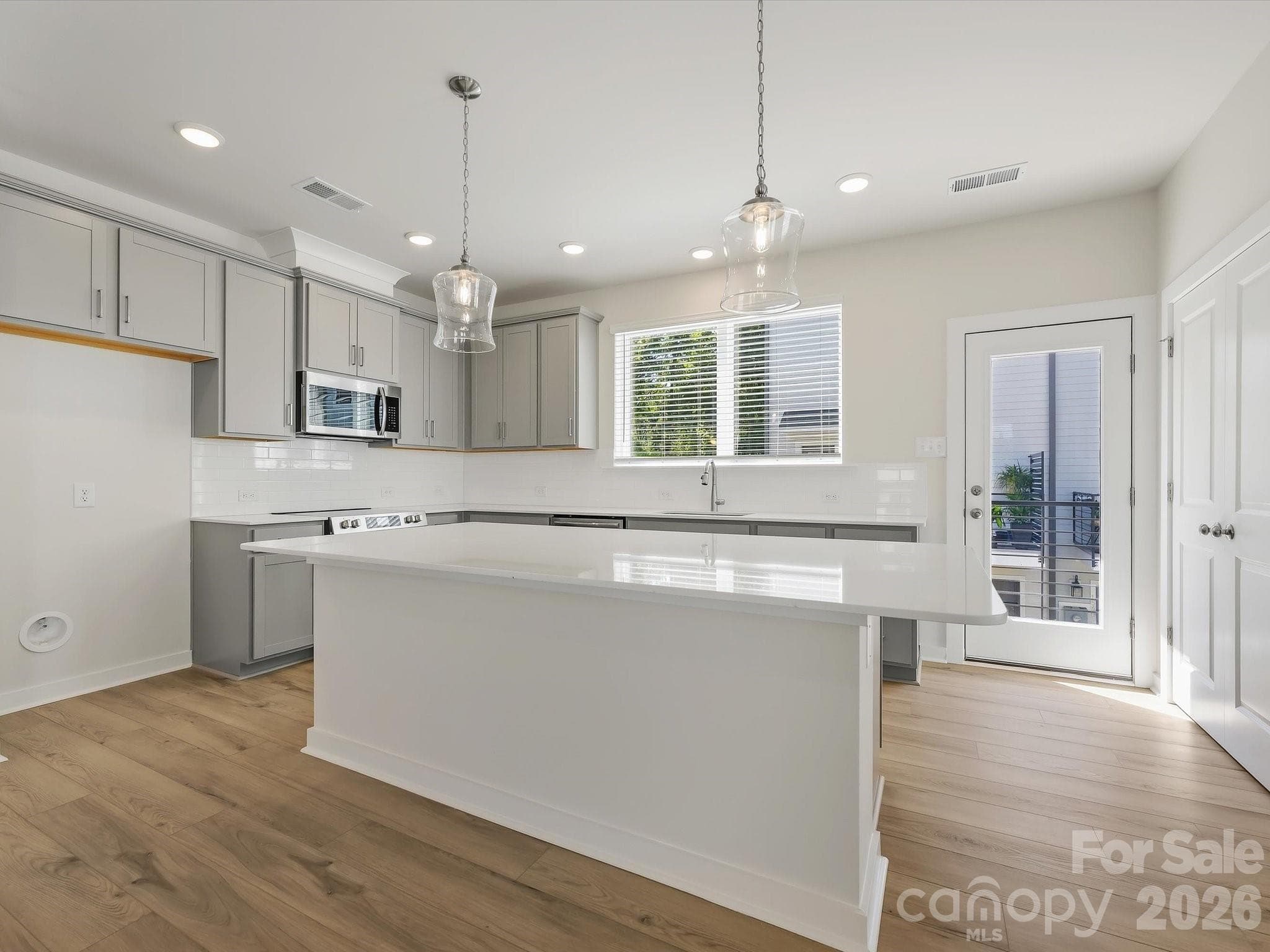 Townhouse at Charlotte, photo 9 of 36