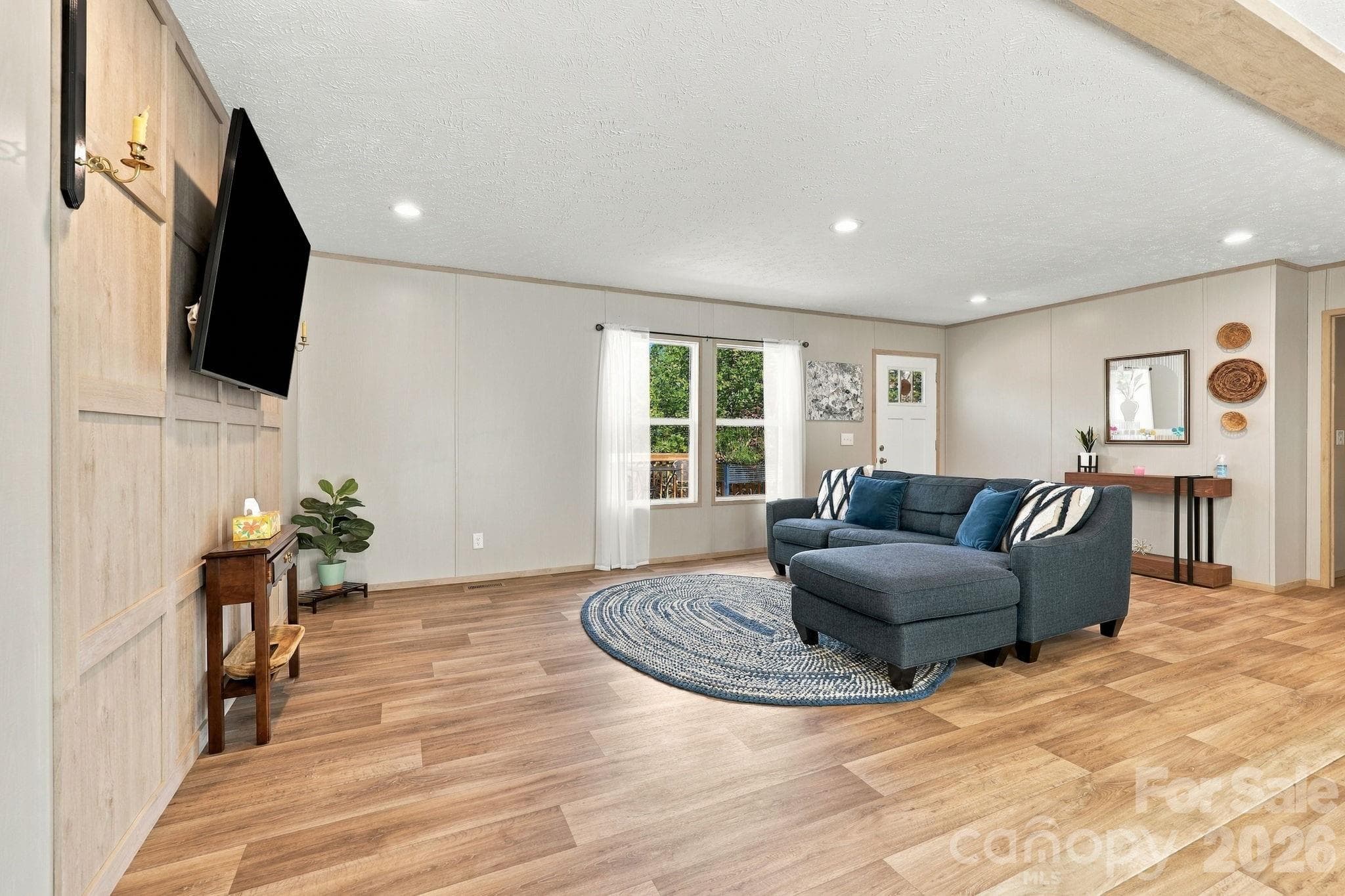 Single Family Residence at 1001 Fisher Lane, Marshall, photo 3 of 45