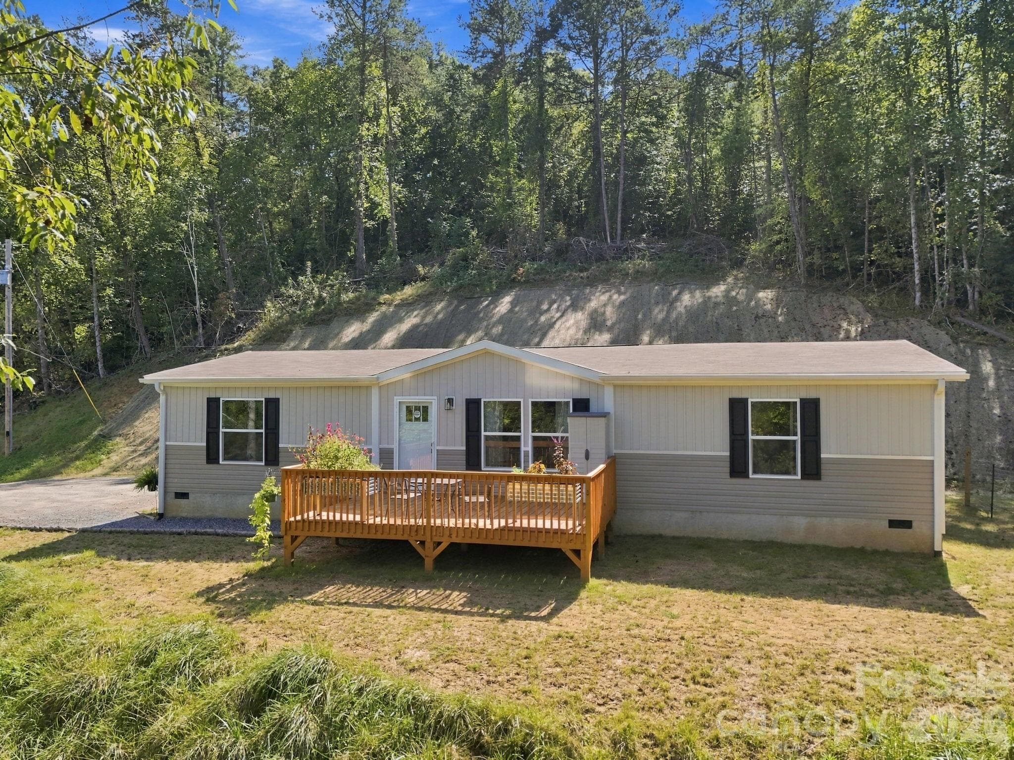 Single Family Residence at 1001 Fisher Lane, Marshall, photo 29 of 45
