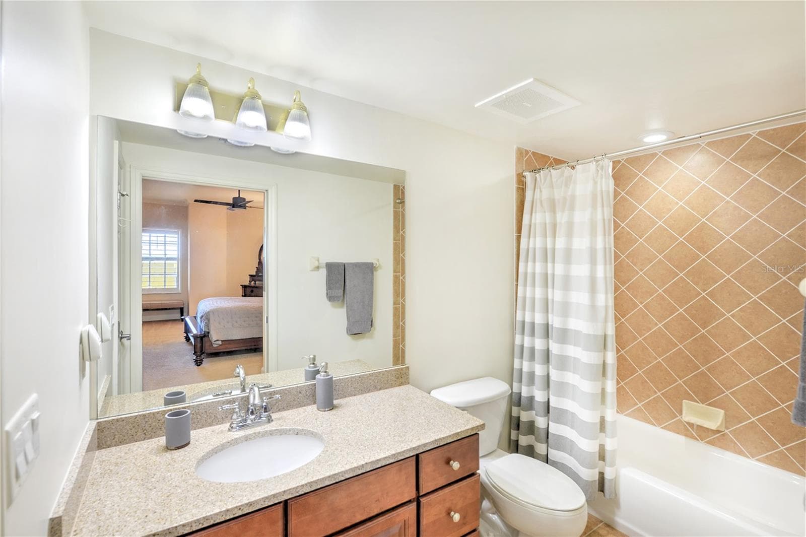 Ensuite private bath. - 1900 N ATLANTIC AVE #1603, DAYTONA BEACH