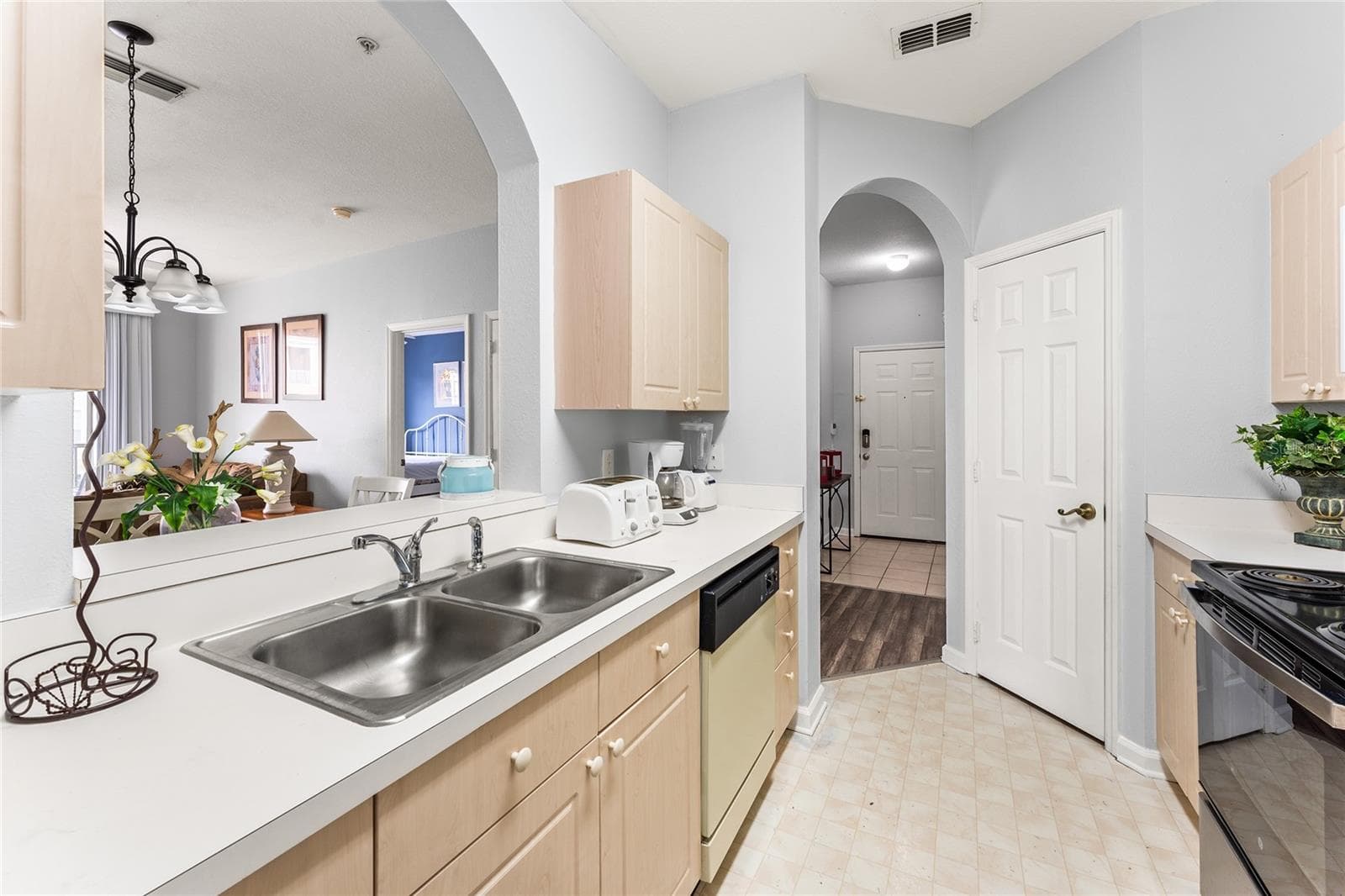 Kitchen - 2301 BUTTERFLY PALM WAY #203, KISSIMMEE