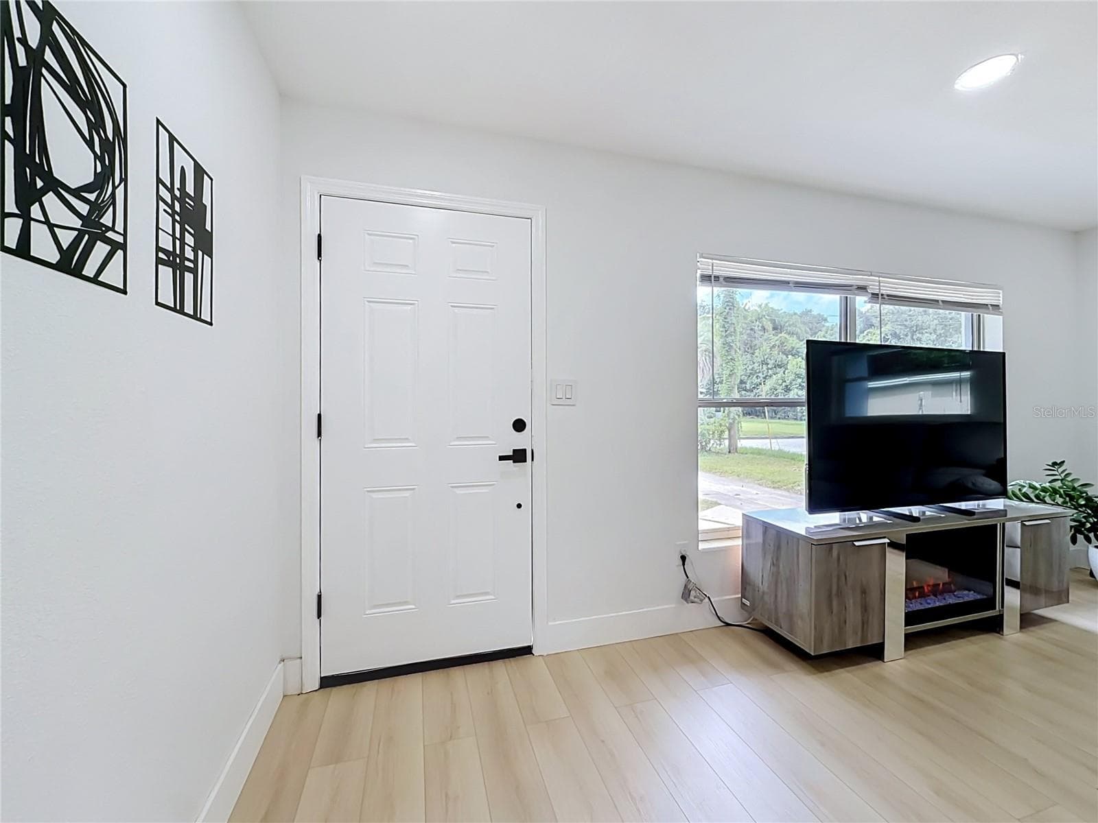 Single Family Residence at 3627 ARCH ST, ORLANDO, photo 6 of 59