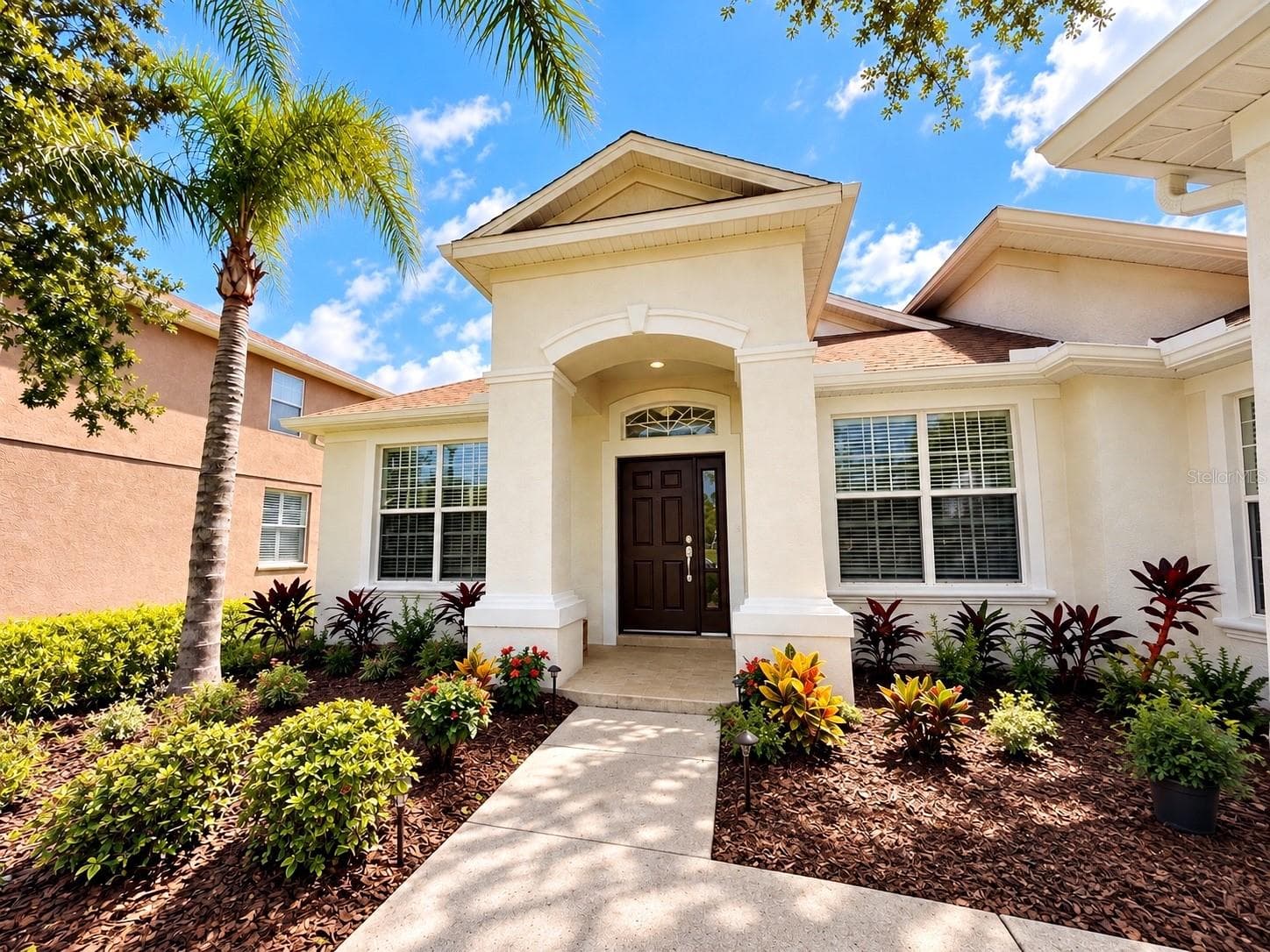 Single Family Residence at 27042 FIREBUSH DR, WESLEY CHAPEL, photo 3 of 45
