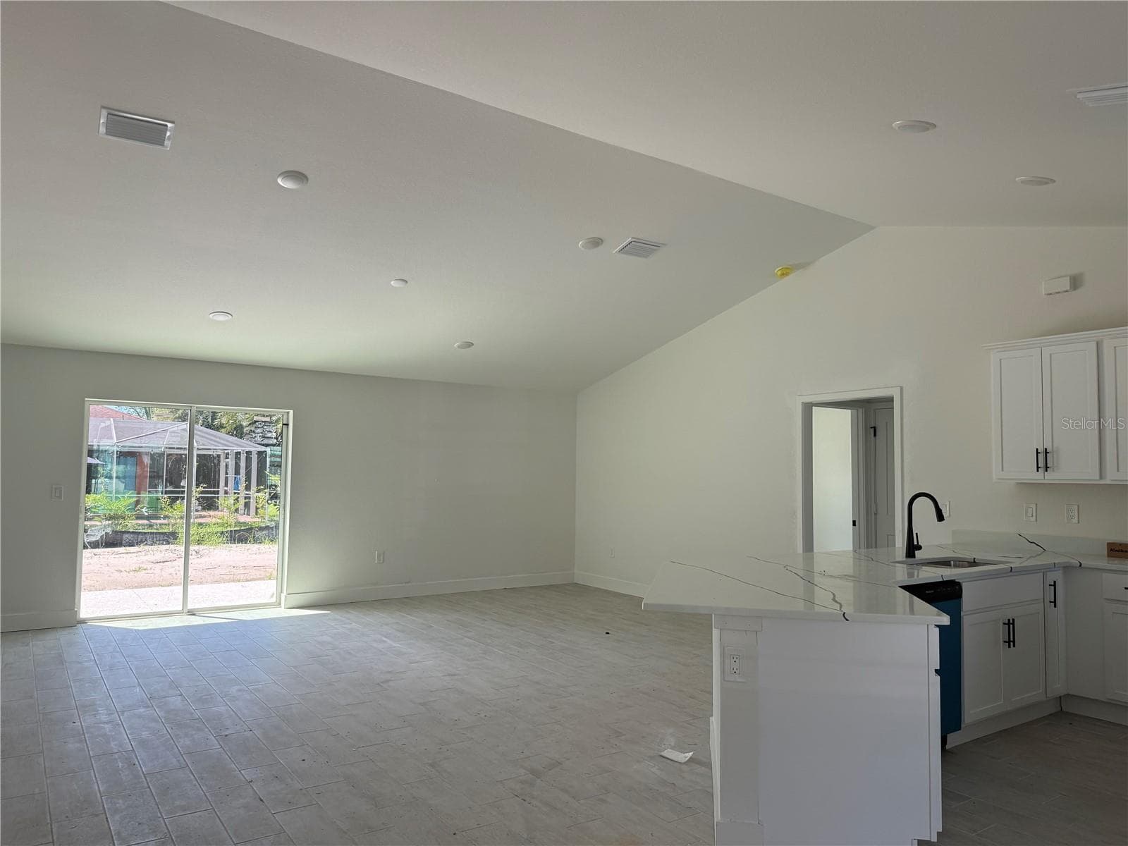 Single Family Residence at 6979 GLACIER AVE, NORTH PORT, photo 2 of 4