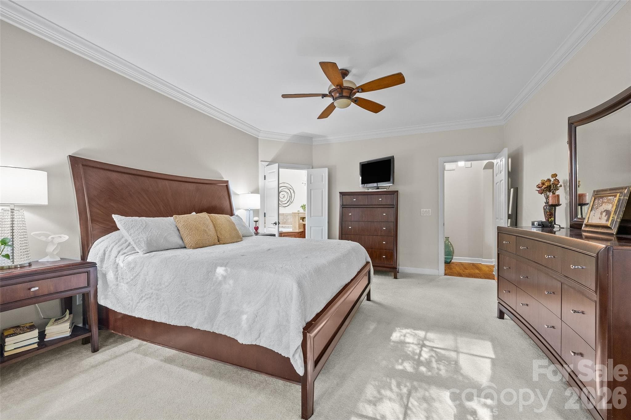 Single Family Residence at 919 Thorn Ridge Lane, Lake Wylie, photo 14 of 47
