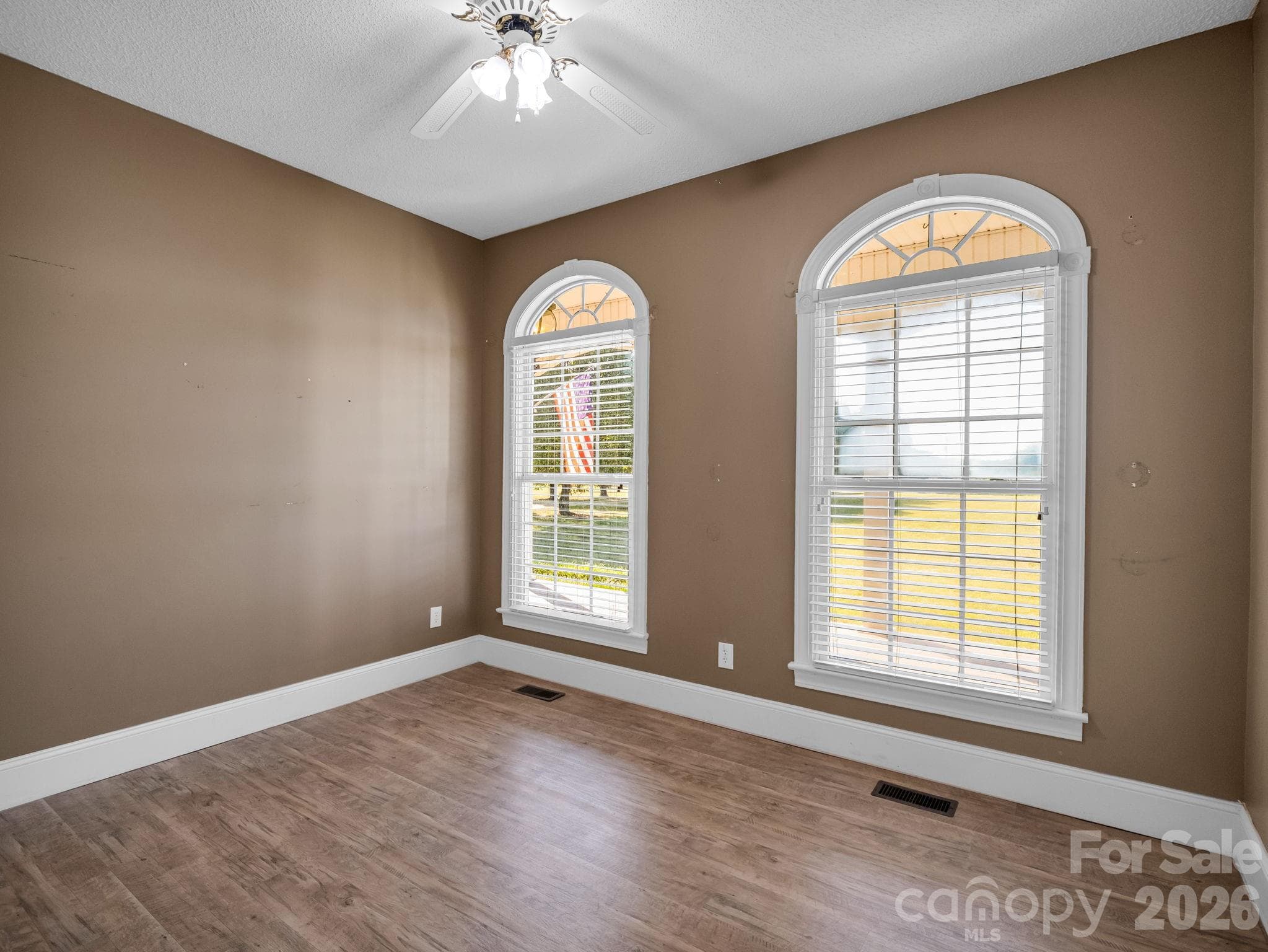 Single Family Residence at 110 Warlick Road, Lawndale, photo 15 of 32