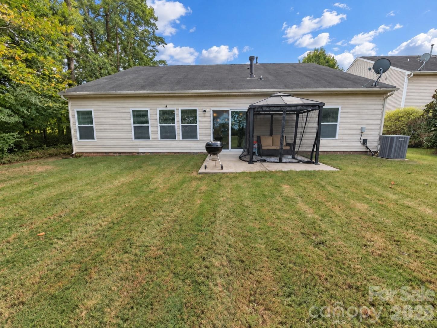Single Family Residence at 1919 Corriente Court, Charlotte, photo 35 of 39